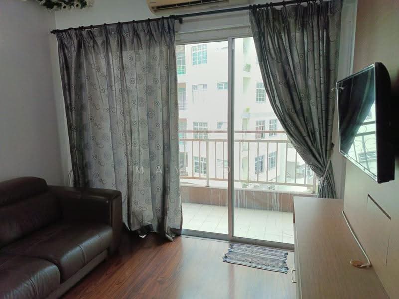 Pangsapuri untuk Disewa di Kings Height - May Loo - Living Room - PropertyGuru.com.my