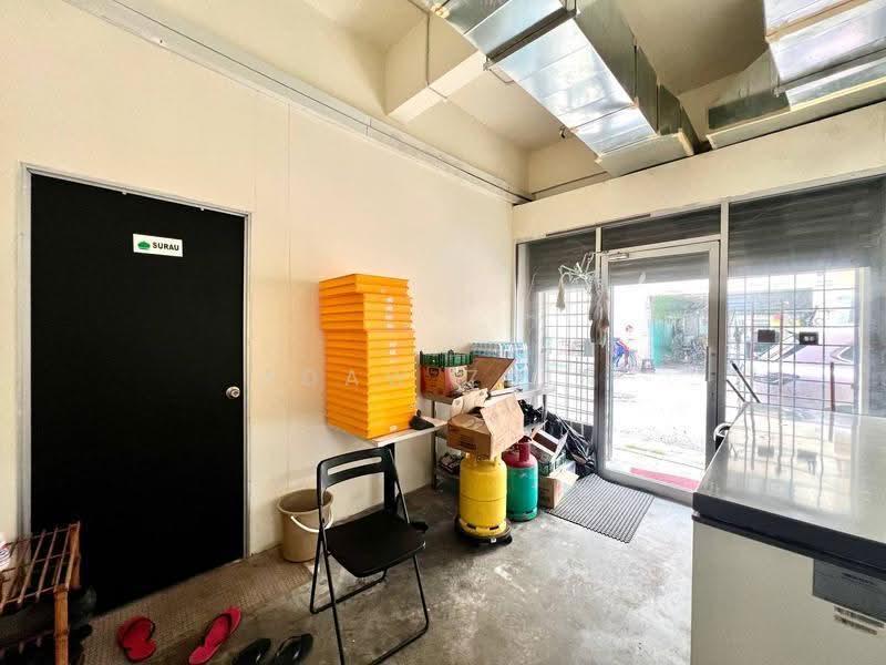 Kedai / Pejabat untuk Disewa di Seksyen 13 (Shah Alam) - Adaw Zain - PropertyGuru.com.my