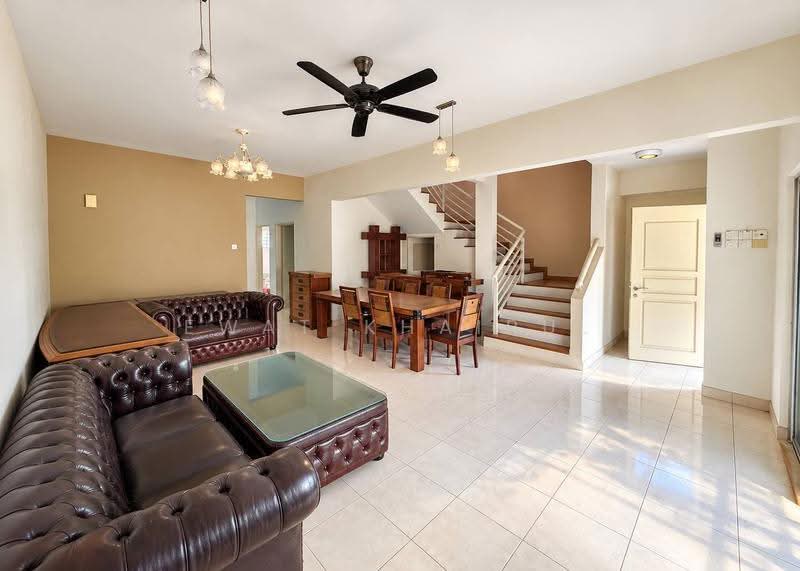 Rumah Teres 2-Tingkat untuk Dijual di Bangi (Selangor) - Ewat Khairul - Living Room - PropertyGuru.com.my