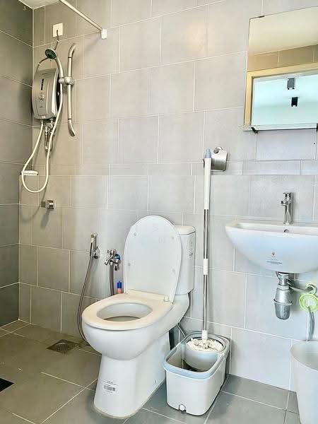 Service Residence for Rent at Flexis @ One South - Volster Leng - Bathroom - PropertyGuru.com.my