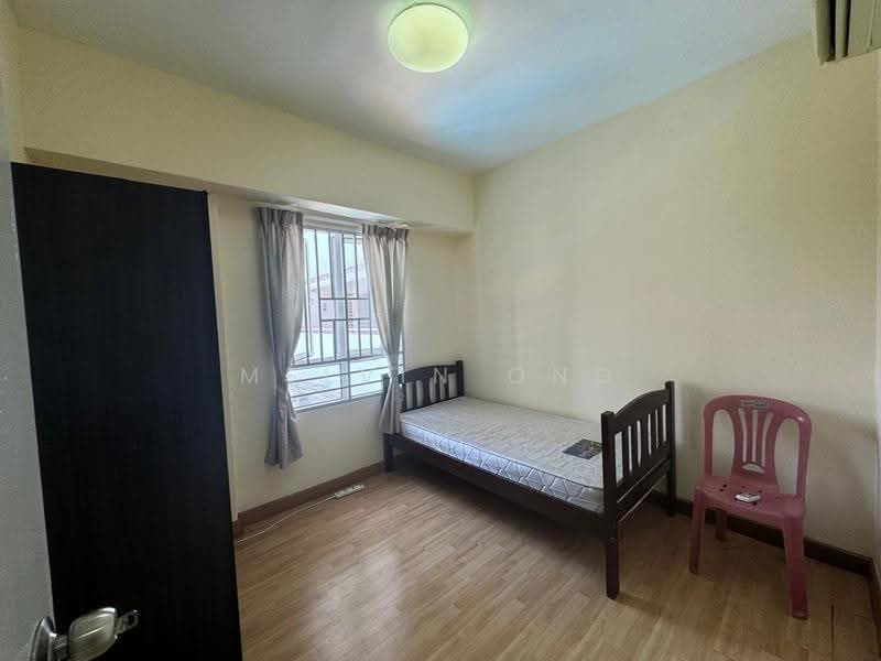 Kondominium untuk Dijual di Cova Suites - Melvin Ong - Bedroom - PropertyGuru.com.my