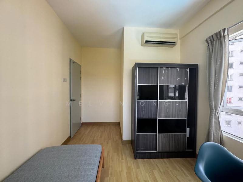 Kondominium untuk Dijual di Cova Suites - Melvin Ong - Bedroom - PropertyGuru.com.my