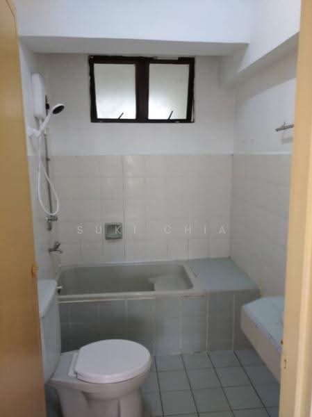 Condominium for Rent at Sri Pelangi Condominiums - Suki Chia - Bathroom - PropertyGuru.com.my
