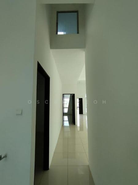 Semi-Detached House for Sale in Ipoh (Perak) - Oscar Teoh - Corridor - PropertyGuru.com.my
