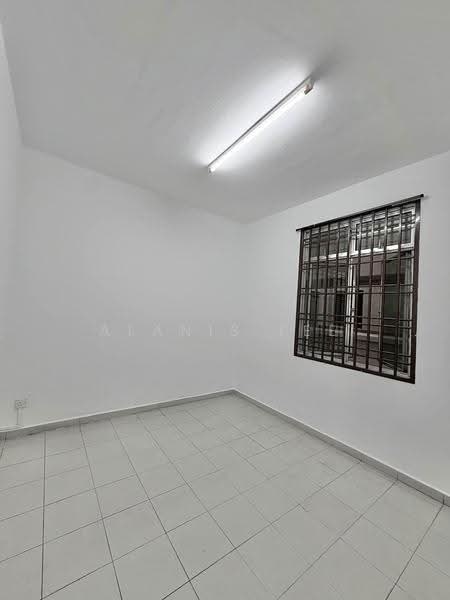 2-storey Terraced House for Sale in Bandar Seri Alam (Masai) - Alanis Lee - Interior - PropertyGuru.com.my