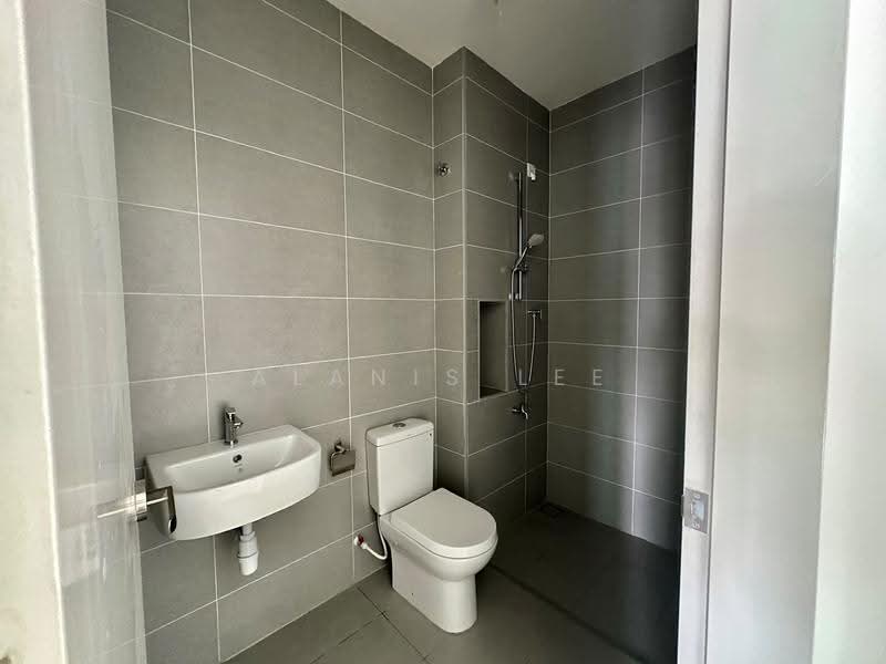 2-storey Terraced House for Sale in Bandar Seri Alam (Masai) - Alanis Lee - Bathroom - PropertyGuru.com.my