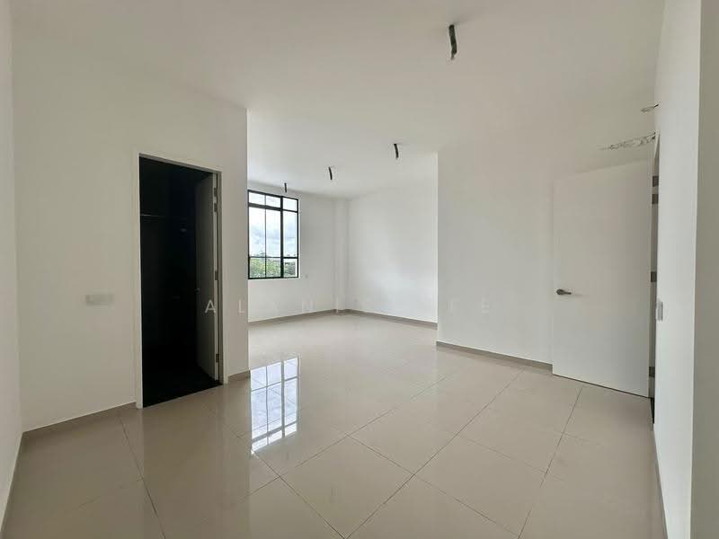 2-storey Terraced House for Sale in Bandar Seri Alam (Masai) - Alanis Lee - Interior - PropertyGuru.com.my