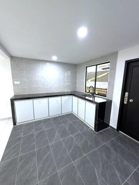 Rumah Teres 1-Tingkat untuk Dijual di Taman Pelangi (Johor Bahru) - Karl Lim - Kitchen - PropertyGuru.com.my