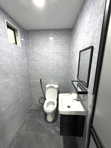 Rumah Teres 1-Tingkat untuk Dijual di Taman Pelangi (Johor Bahru) - Karl Lim - Bathroom - PropertyGuru.com.my
