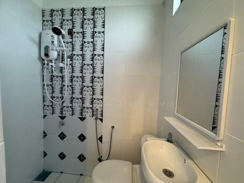 2-storey Terraced House for Sale in Kota Kinabalu (Sabah) - Jun Hoe Hui - Bathroom - PropertyGuru.com.my