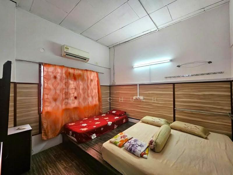 Rumah Teres 1-Tingkat untuk Dijual di Jelutong (Penang) - Jin Chuah - Bedroom - PropertyGuru.com.my