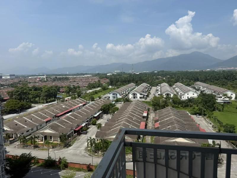 Pangsapuri untuk Dijual di Sky Garden Residences - Nicholas Lee - Exterior - PropertyGuru.com.my
