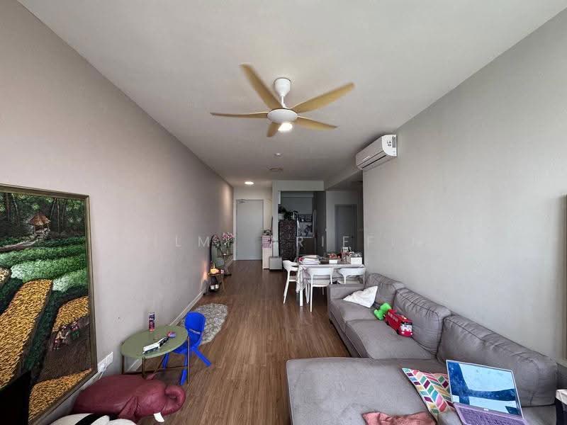 Kediaman Servis untuk Disewa di Helix2 @ PJ South - Hilmi Ariffin - Living Room - PropertyGuru.com.my