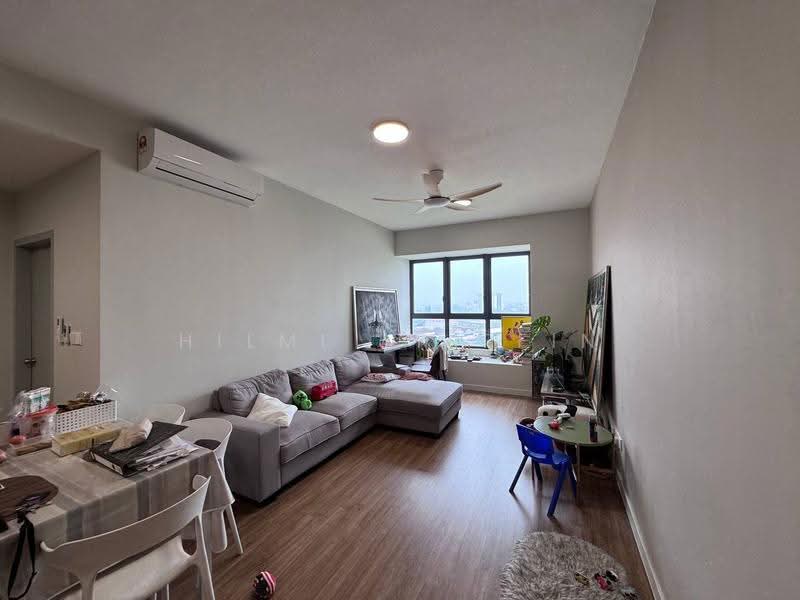 Kediaman Servis untuk Disewa di Helix2 @ PJ South - Hilmi Ariffin - Living Room - PropertyGuru.com.my