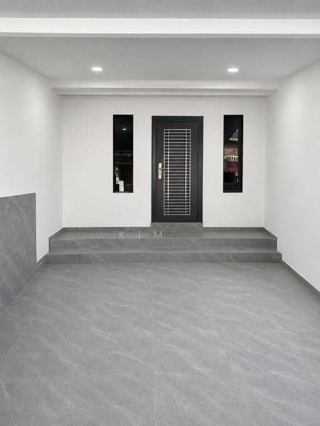 2-storey Terraced House for Sale in Taman Johor Jaya (Johor Bahru) - Kim . - Entrance - PropertyGuru.com.my