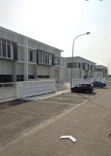 Semi-D Factory for Rent in Taman Perindustrian Cemerlang (Ulu Tiram) - Ke Xin Chan - Exterior - PropertyGuru.com.my