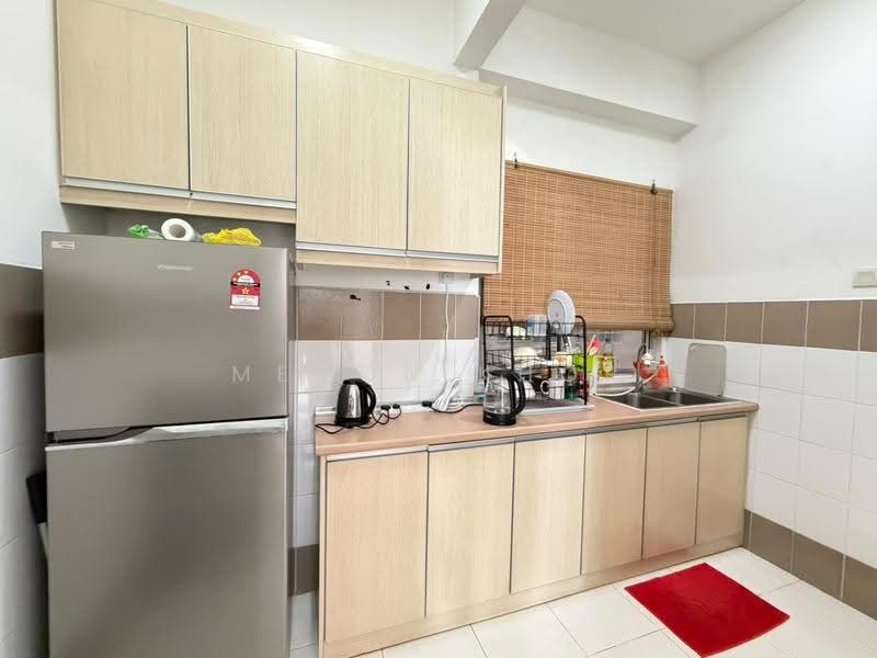 Kediaman Servis untuk Dijual di I Residence - Meoon Khor - Kitchen - PropertyGuru.com.my