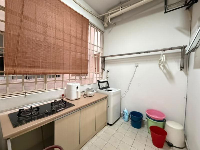 Kediaman Servis untuk Dijual di I Residence - Meoon Khor - Kitchen - PropertyGuru.com.my