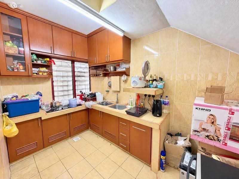 2.5-storey Terraced House for Sale in Taman Sri Sinar (Segambut) - Coyee Wong - Kitchen - PropertyGuru.com.my