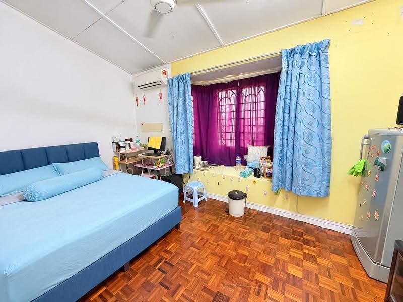 2.5-storey Terraced House for Sale in Taman Sri Sinar (Segambut) - Coyee Wong - Bedroom - PropertyGuru.com.my