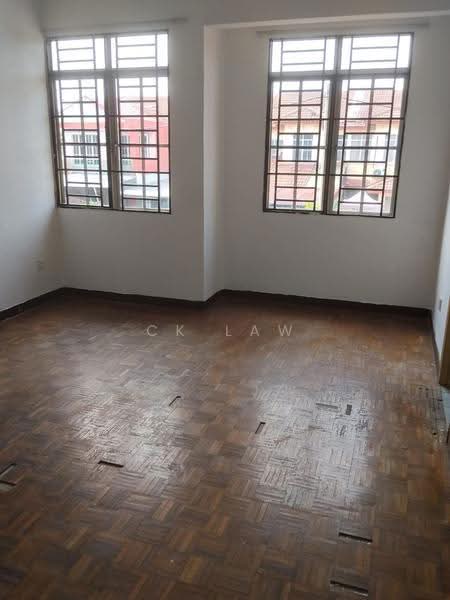 2-storey Terraced House for Sale in Bandar Tasik Kesuma (Beranang) - CK Law - Interior - PropertyGuru.com.my