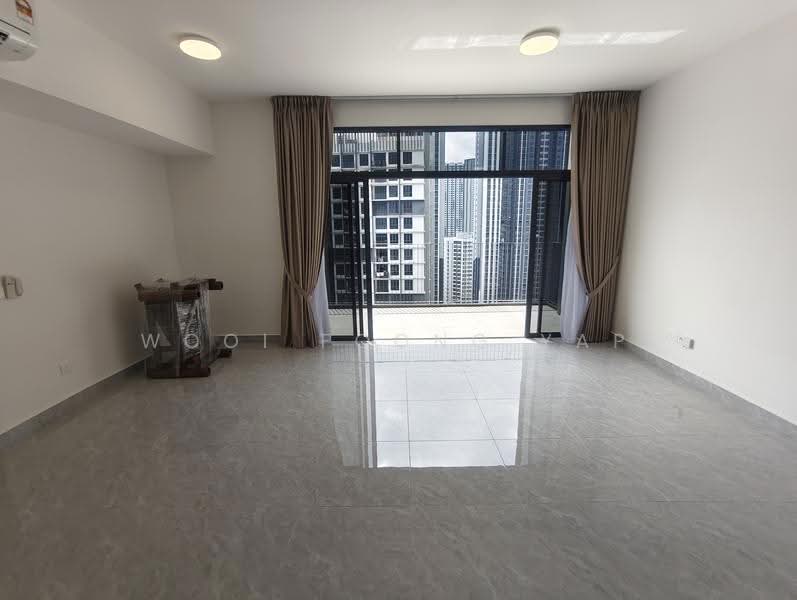 Kediaman Servis untuk Disewa di Altris Residences @ The Quartz WM - Wooi Foong Yap - Balcony - PropertyGuru.com.my