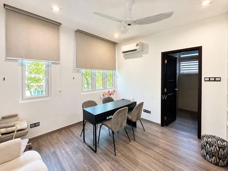 Rumah Berkembar untuk Dijual di Tropicana (Petaling Jaya) - Vincent Liaw - Dining Room - PropertyGuru.com.my