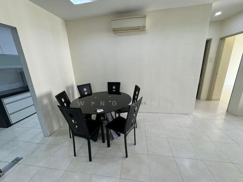Kondominium untuk Disewa di Platinum Lake PV 13 - WING LIM - Dining Room - PropertyGuru.com.my
