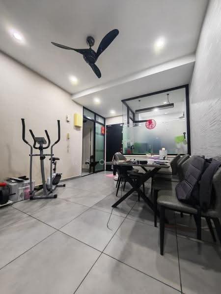Service Residence for Sale at D'sands Residence - Hanson Lau - Study - PropertyGuru.com.my