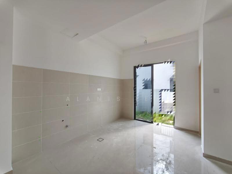 2-storey Terraced House for Sale in Bandar Dato Onn (Tebrau) - Alanis Lee - PropertyGuru.com.my