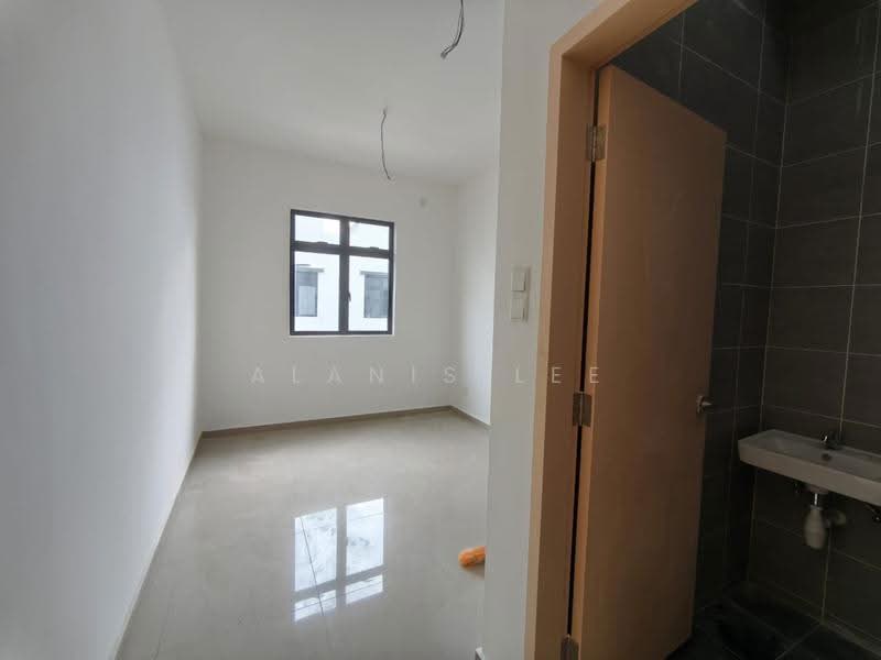 2-storey Terraced House for Sale in Bandar Dato Onn (Tebrau) - Alanis Lee - Interior - PropertyGuru.com.my