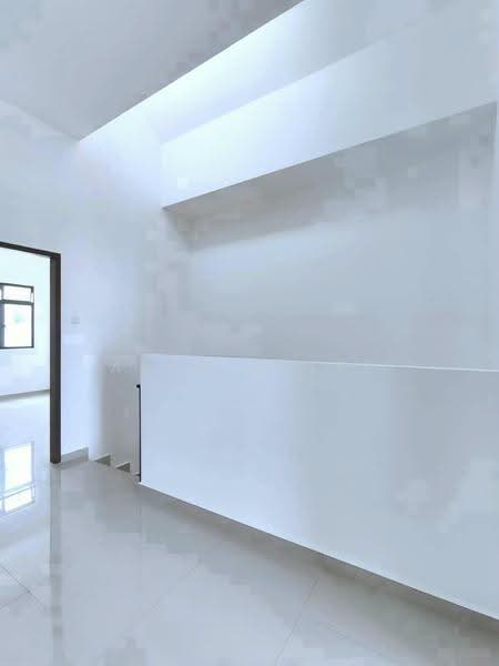 2-storey Terraced House for Sale in Bandar Dato Onn (Tebrau) - Alanis Lee - Corridor - PropertyGuru.com.my