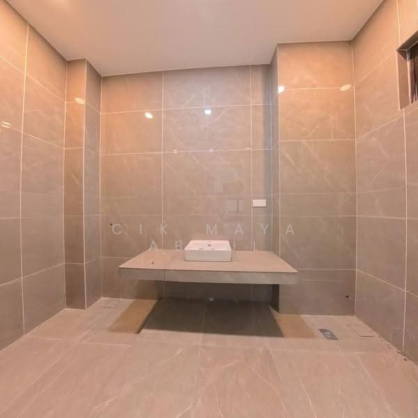 Rumah Banglo untuk Dijual di Setiawangsa (Kuala Lumpur) - Cik Maya Abdul - Bathroom - PropertyGuru.com.my