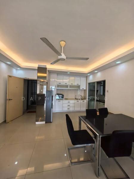Kondominium untuk Dijual di Dynasty Garden Condominium - Daphne Wong - Kitchen - PropertyGuru.com.my