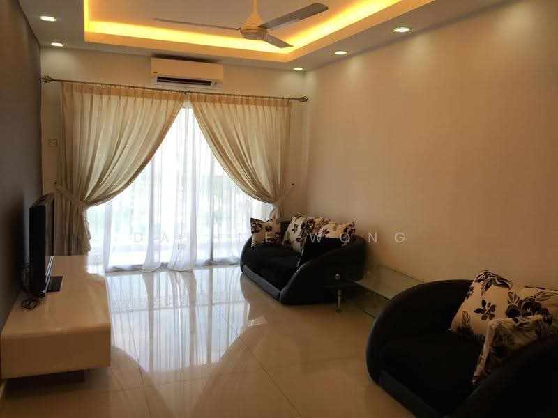 Kondominium untuk Dijual di Dynasty Garden Condominium - Daphne Wong - Living Room - PropertyGuru.com.my