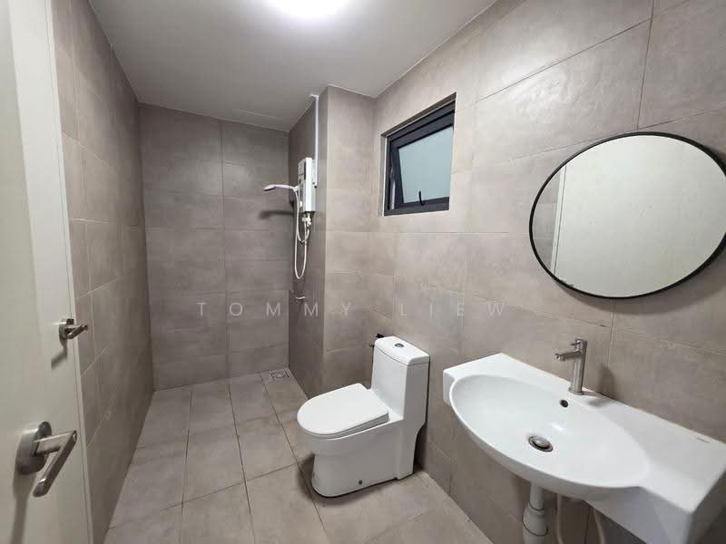 Kediaman Servis untuk Dijual di Savio @ Riana Dutamas - Tommy Liew - Bathroom - PropertyGuru.com.my