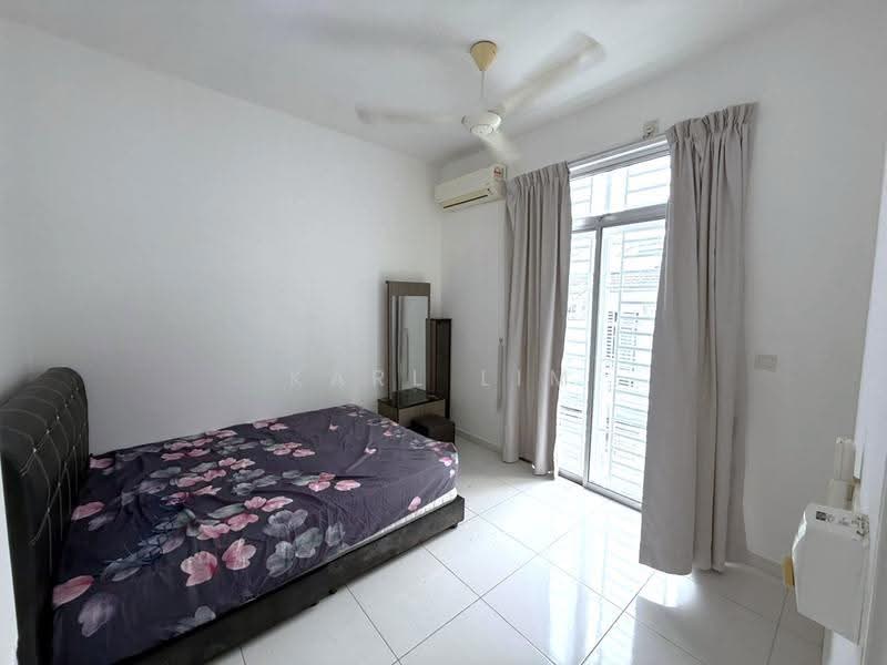 2-storey Terraced House for Sale in Gelang Patah (Johor) - Karl Lim - Bedroom - PropertyGuru.com.my