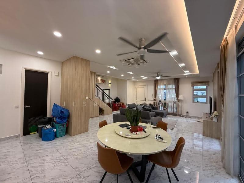 Cluster House for Sale in Taman Ekoflora (Johor Bahru) - Jesrene Loh - Living Room - PropertyGuru.com.my