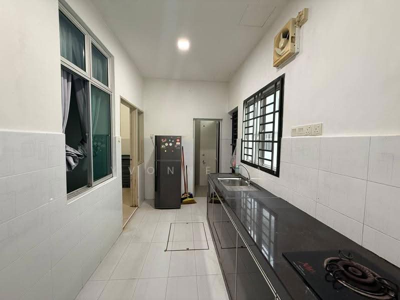 Rumah Teres 2-Tingkat untuk Dijual di Taman Nusa Sentral (Iskandar Puteri (Nusajaya)) - Yvonne Tai - Kitchen - PropertyGuru.com.my