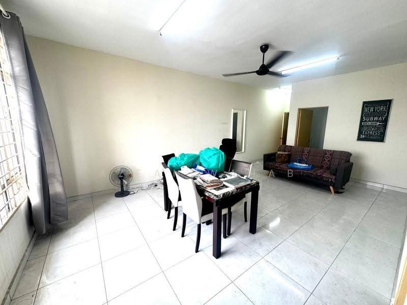 Pangsapuri untuk Dijual di Bandar Baru Ampang - Azean Wahab - Living Room - PropertyGuru.com.my
