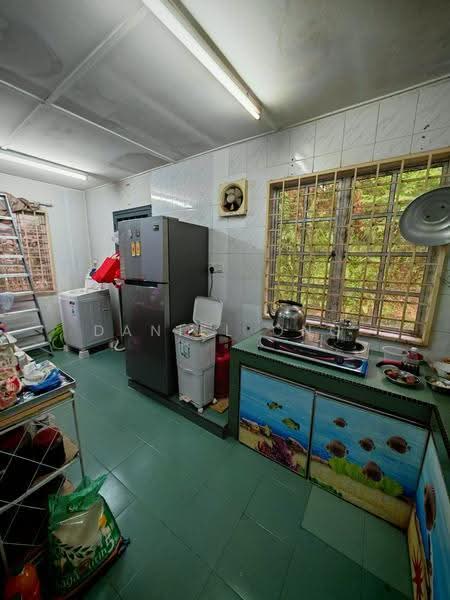 Rumah Teres 2-Tingkat untuk Dijual di BANDAR PUCHONG JAYA (Puchong) - Daniel Ong - Kitchen - PropertyGuru.com.my