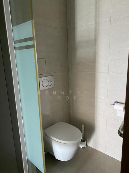 Kediaman Servis untuk Disewa di Puteri Cove Residences - Kennedy Looi - Bathroom - PropertyGuru.com.my