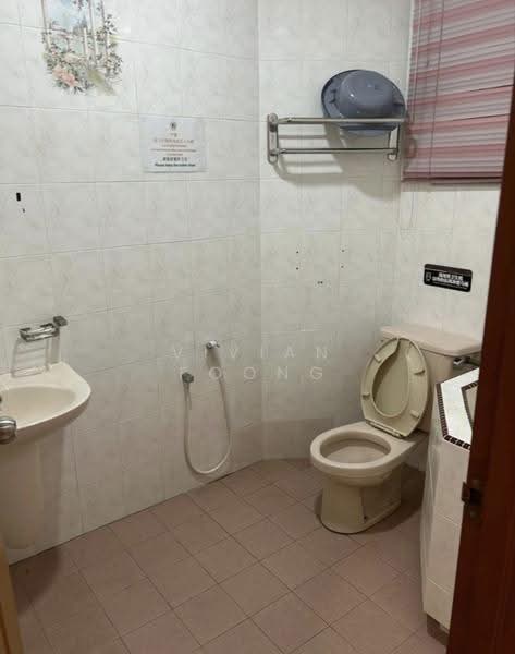 Bungalow House for Sale in Taman Canning (Ipoh) - Vivian Foong - PropertyGuru.com.my