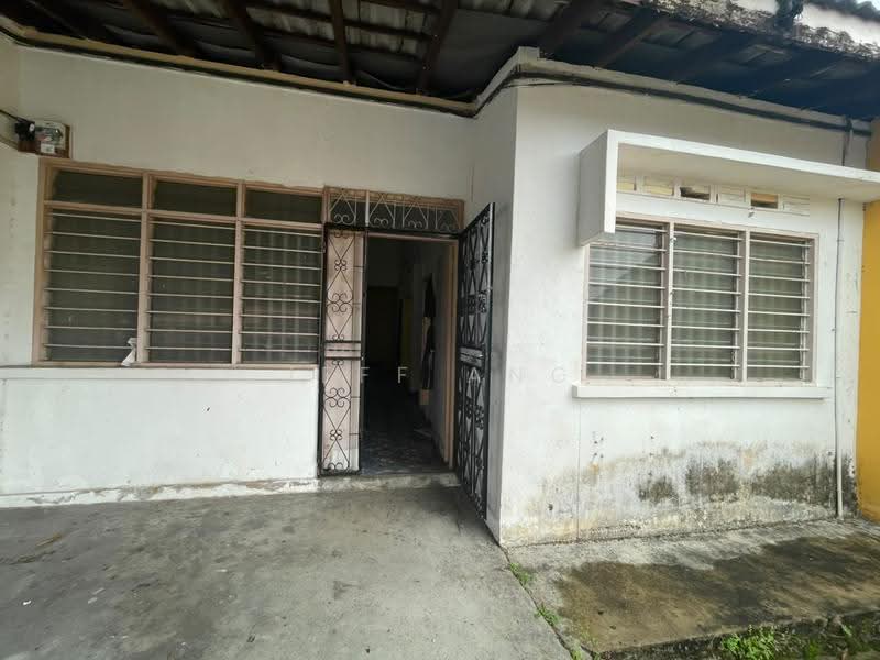 Rumah Teres 1-Tingkat untuk Dijual di Taman Pelangi (Johor Bahru) - Jeff Ang - Exterior - PropertyGuru.com.my
