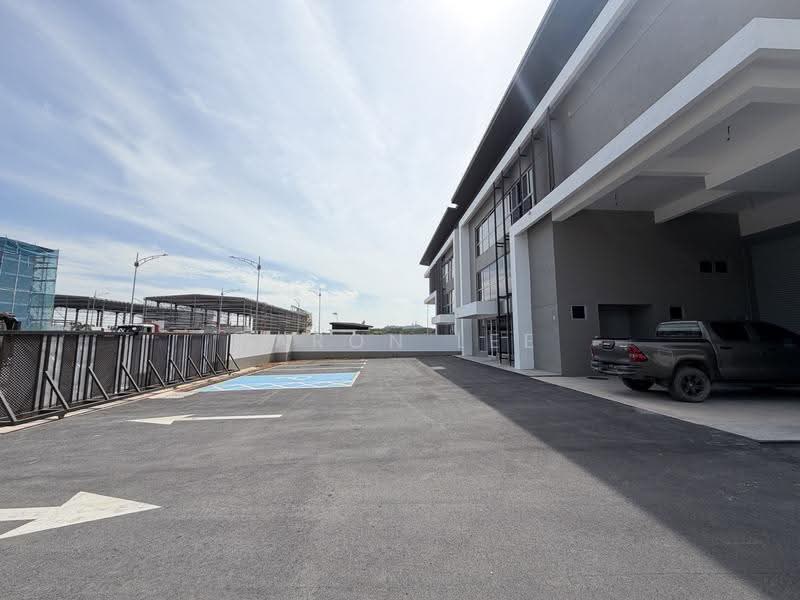 Kilang Berkembar untuk Disewa di Bandar Serenia (Dengkil) - Earon Lee - PropertyGuru.com.my