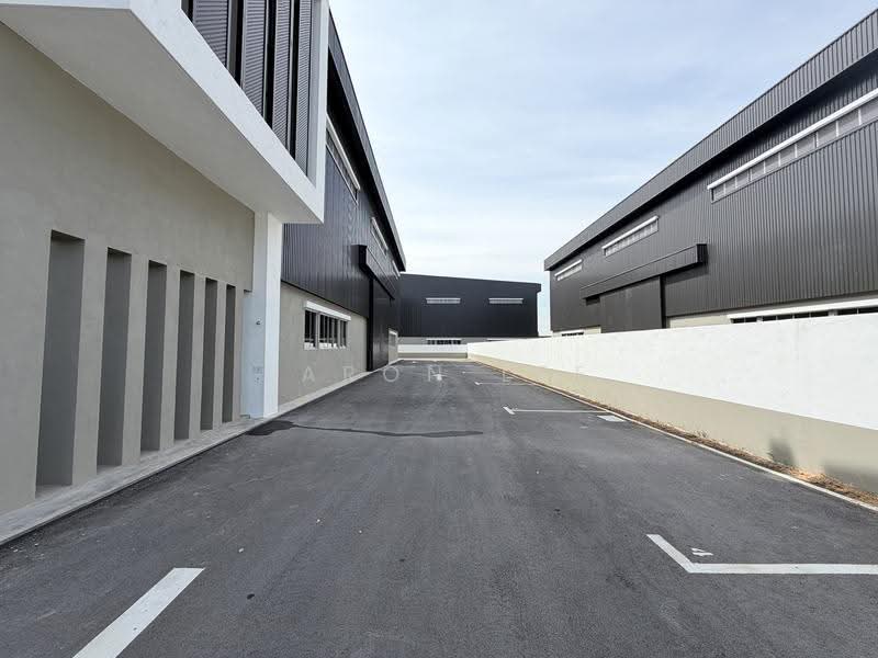 Kilang Berkembar untuk Disewa di Bandar Serenia (Dengkil) - Earon Lee - PropertyGuru.com.my