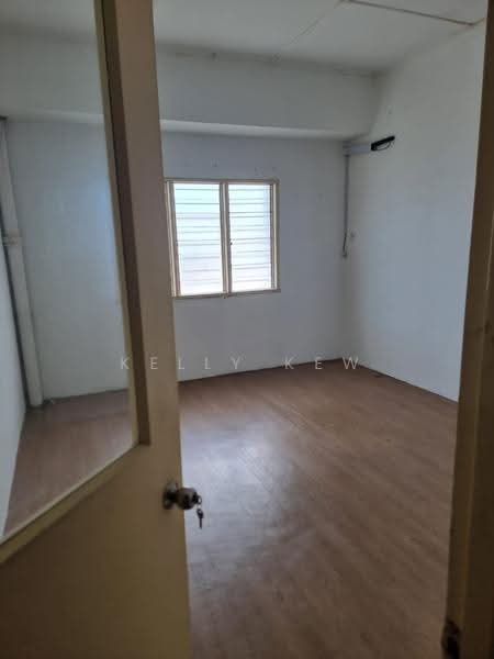 Shop / Office for Rent in Seksyen 20 (Petaling Jaya) - Kelly Kew - Interior - PropertyGuru.com.my
