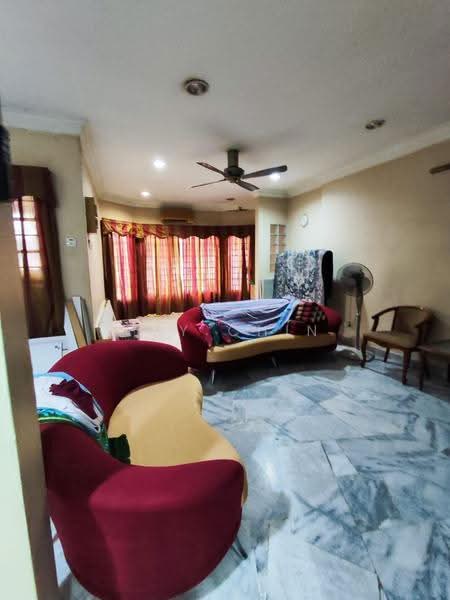2-storey Terraced House for Sale in Sri Petaling (Kuala Lumpur) - Amy Chin - Living Room - PropertyGuru.com.my