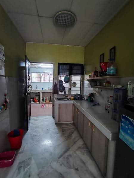 2-storey Terraced House for Sale in Sri Petaling (Kuala Lumpur) - Amy Chin - Kitchen - PropertyGuru.com.my
