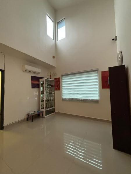 Semi-Detached House for Sale in Bandar Parklands (Klang) - Max Khor Phor xiong - Living Room - PropertyGuru.com.my
